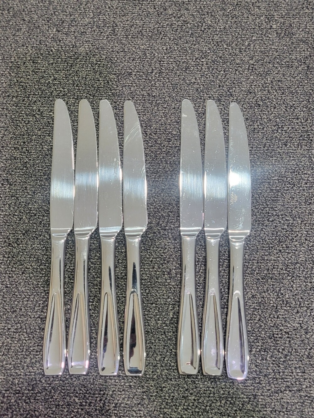 Mikasa NATASHA Stainless 18/10 Glossy Silverware Knife Flatware (7)